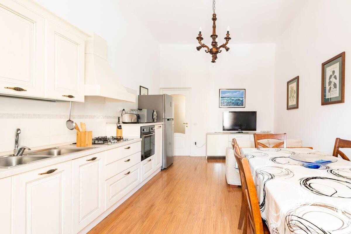 Appartamento In Centro Альгеро Экстерьер фото